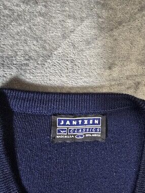 Vintage Jantzen Classic Sweater Vest Size Large Made In USA Navy